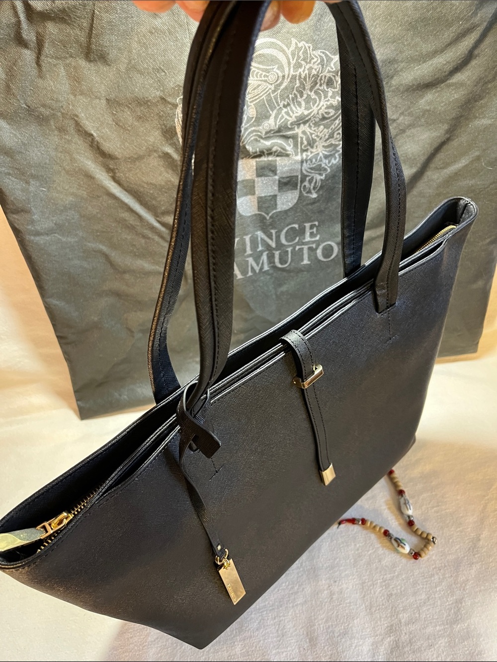 BRAND NEW!!Vince Camuto gold accented midnight Sky Saffiano Tote w/Dust bag!! - Picture 6 of 10